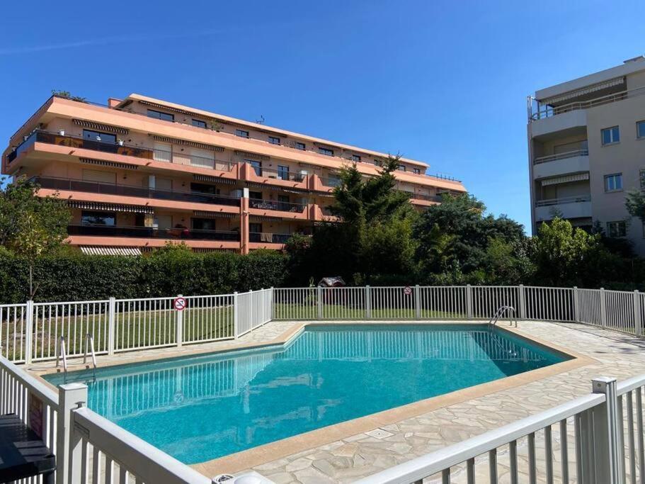 Ferienwohnung Pretty Studio Swimming Pool And Sea Cagnes-sur-Mer Exterior foto