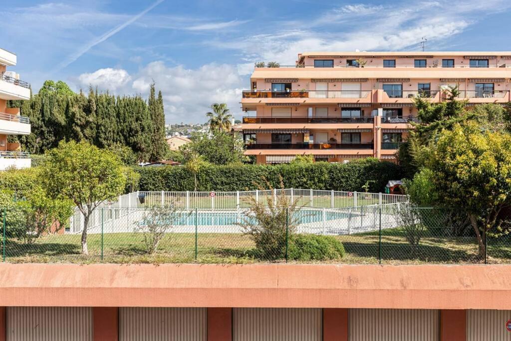 Ferienwohnung Pretty Studio Swimming Pool And Sea Cagnes-sur-Mer Exterior foto