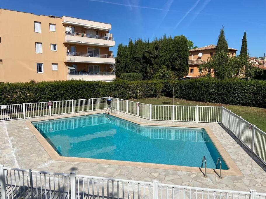 Ferienwohnung Pretty Studio Swimming Pool And Sea Cagnes-sur-Mer Exterior foto